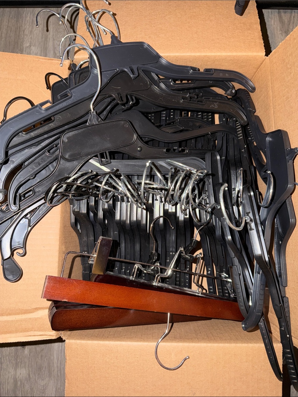 mix 5lbs hangers